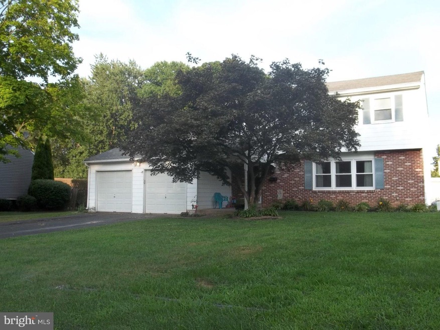 859 Phillips Rd, Warminster, PA 18974 - photo 1