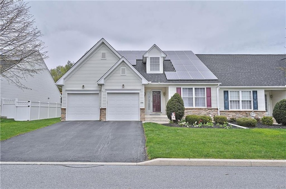 1256 Lindenwood Ln, Easton, PA 18040 - photo 1