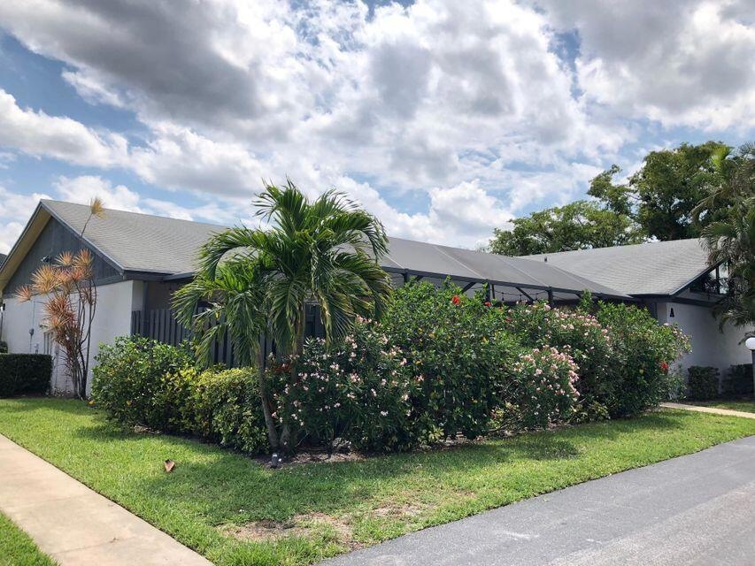 1077 Summit Trail Cir unit A, West Palm Beach, FL 33415 - photo 1