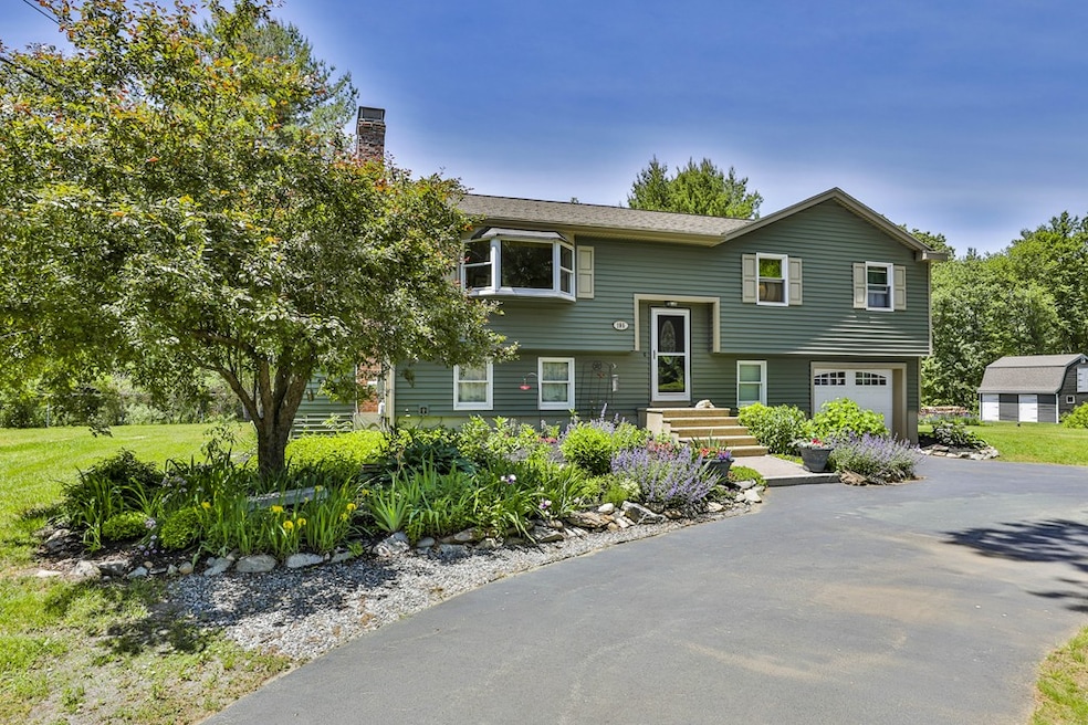 195 7 Star Rd, Groveland, MA 01834 - photo 1