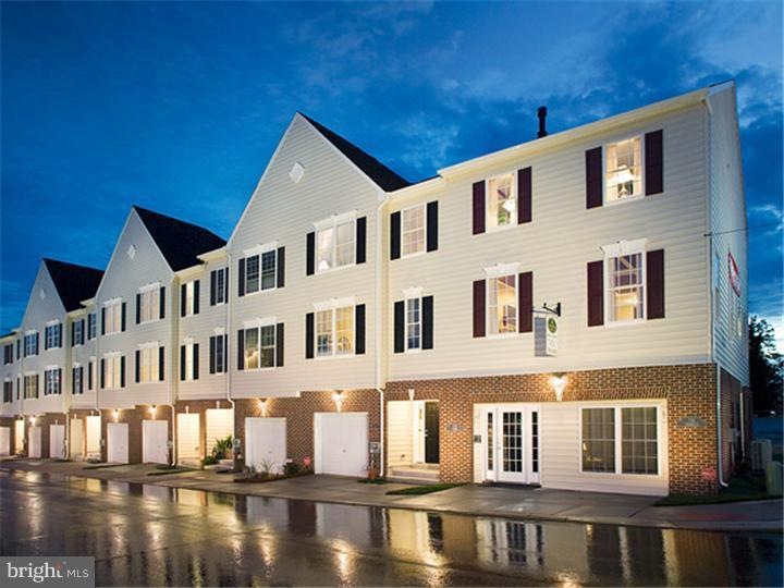 2 Eastlawn Ave, Wilmington, DE 19802 - photo 1