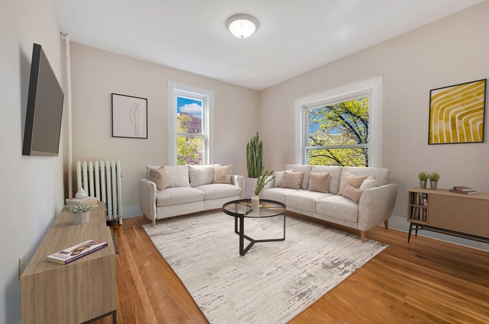 1524 Cambridge St unit 4, Cambridge, MA 02139 - photo 1