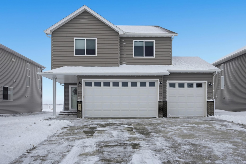 2704 14th St W, West Fargo, ND 58078 - photo 1
