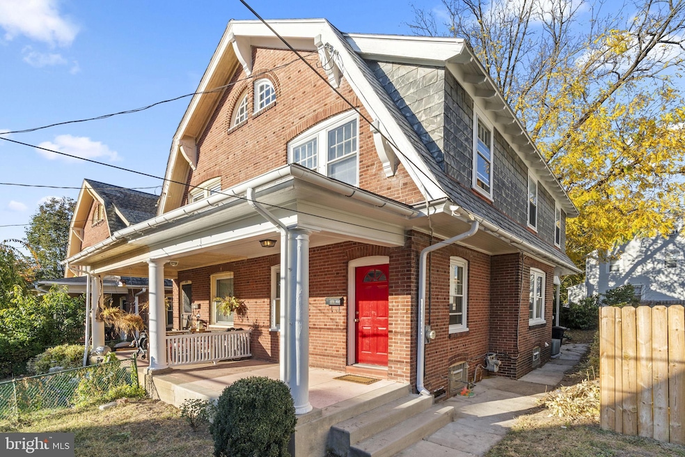 853 Summit Grove Ave, Bryn Mawr, PA 19010 - photo 1