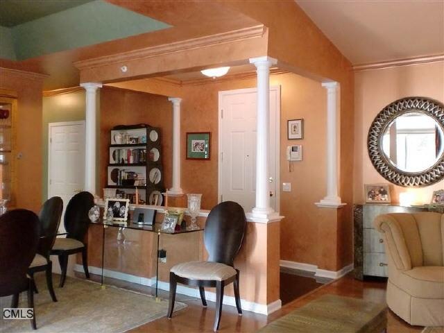 76 Suzie Dr, Newtown, CT 06470 - photo 1