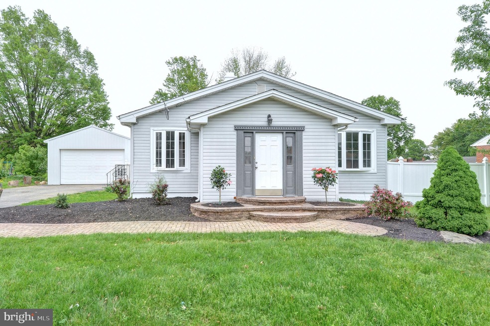 2117 Oak St, Wilmington, DE 19808 - photo 1