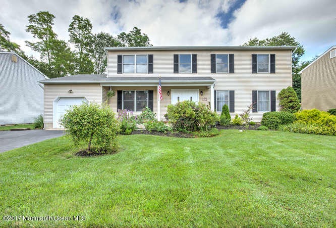 36 Cherry Tree Circle Howell-small-001-1