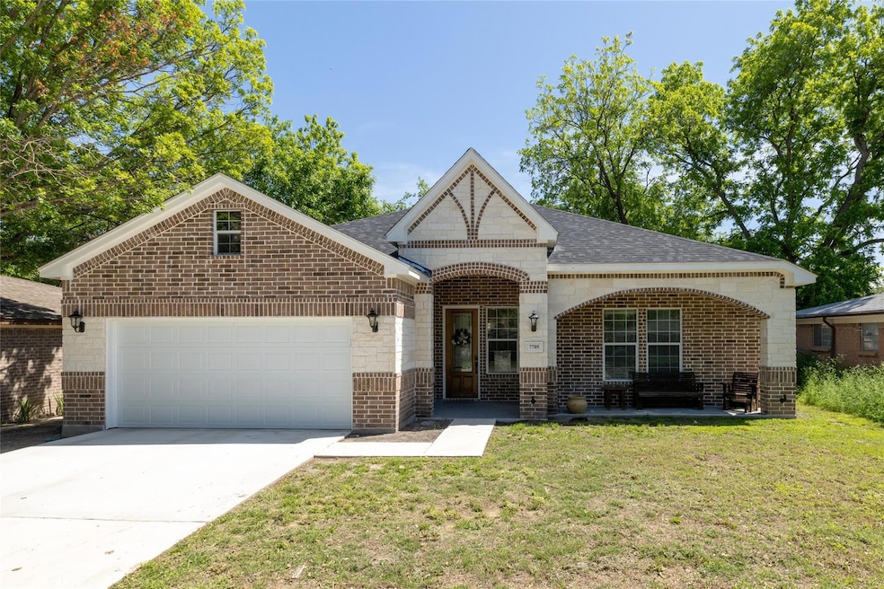 7705 Collett Dr, Fort Worth, TX 76108 - photo 1