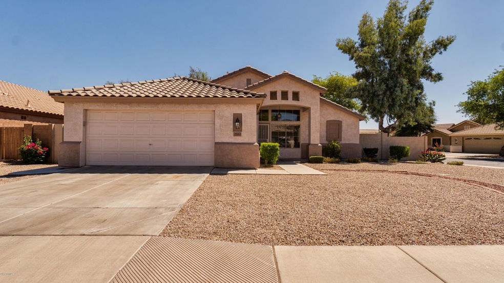 2283 E Torrey Pines Pl-2