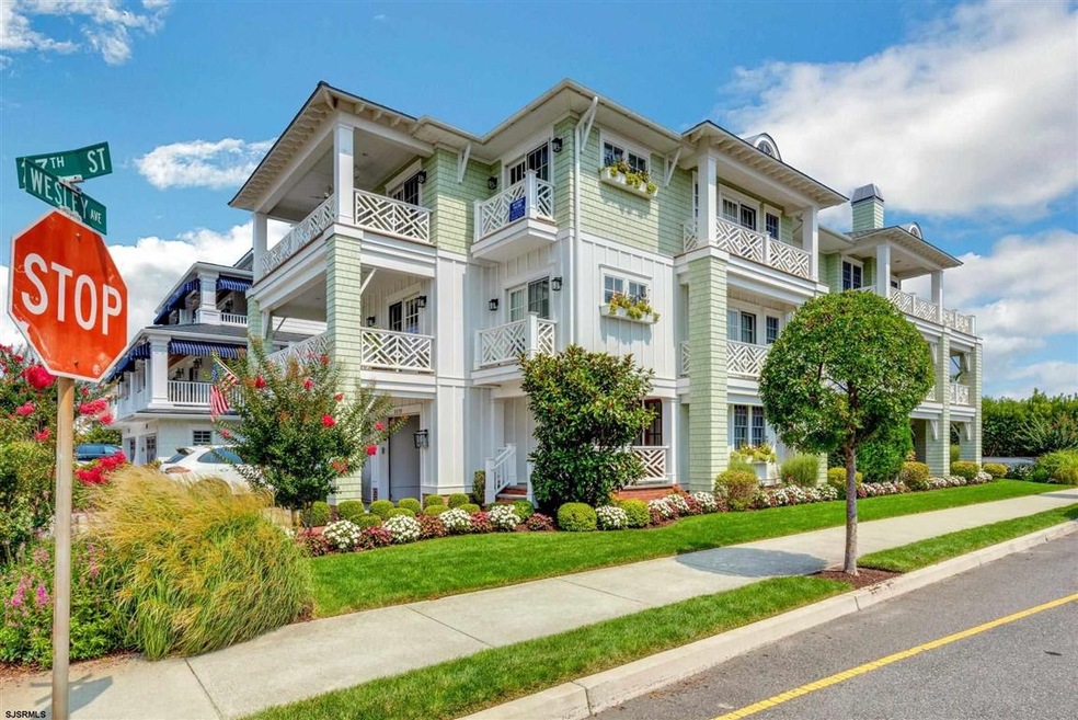 Sold $4,900,000 • Co-Listing Agent