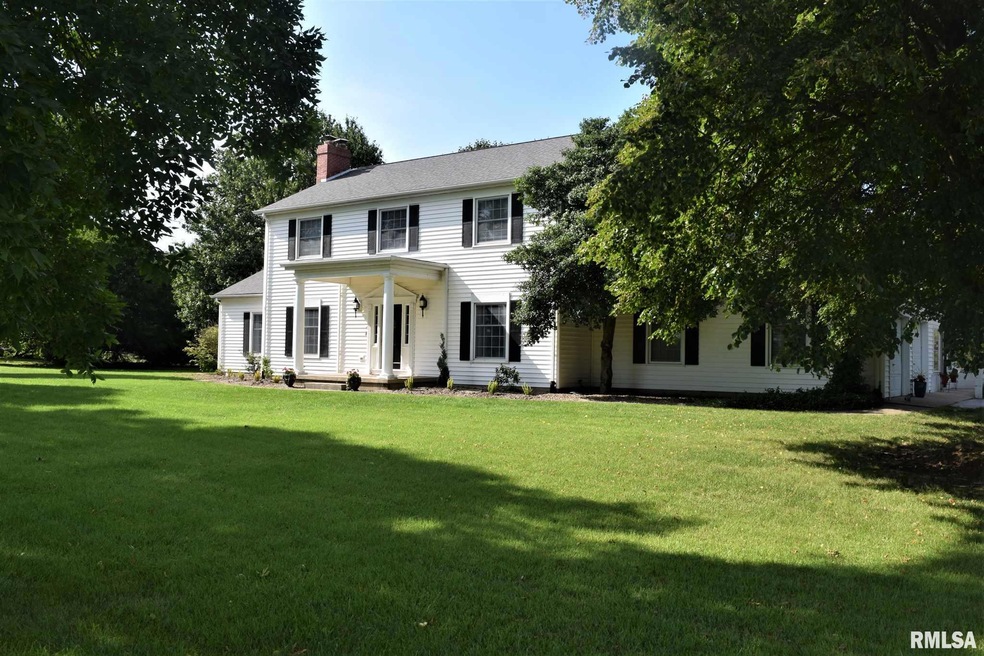 101 James Ln, Jacksonville, IL 62650 - photo 1