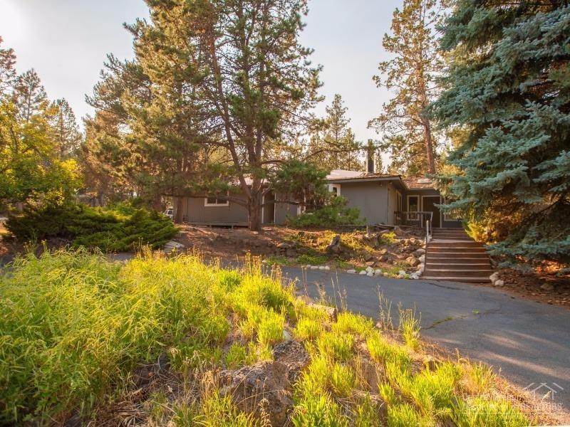 20434 Ahha Ln, Bend, OR 97702 - photo 1