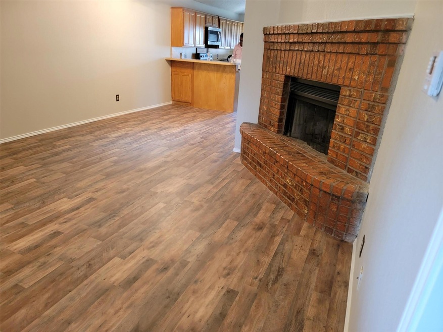 7837 Cardinal Ct unit 2, North Richland Hills, TX 76180 - photo 1