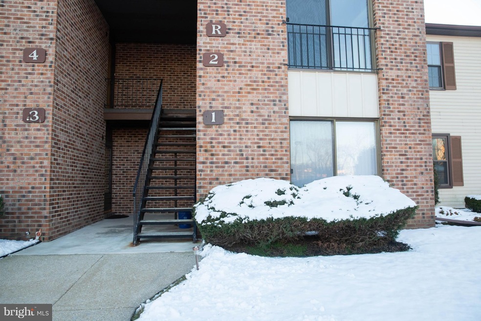 1 Uxbridge Place, Sewell, NJ 08080 - photo 1