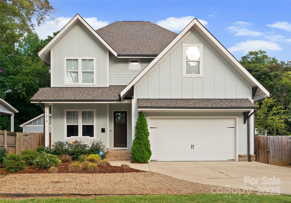 Under Contract $1,295,000