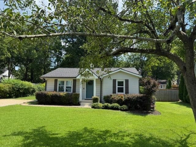1060 Mclinden Ave SE, Smyrna, GA 30080 - photo 1