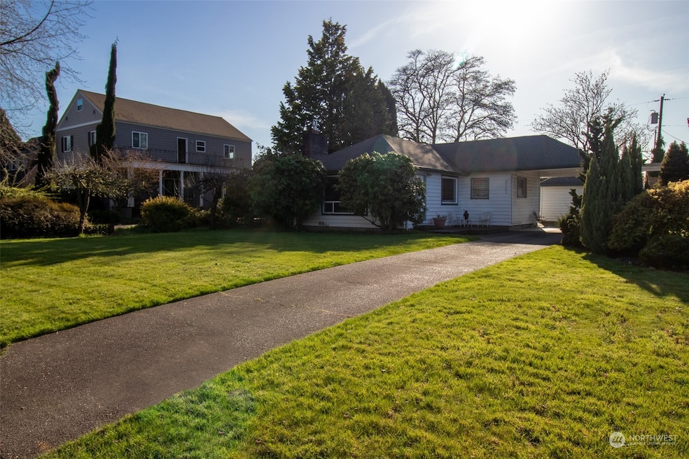 3151 Nichols Blvd, Longview, WA 98632 MLS NWM2218499