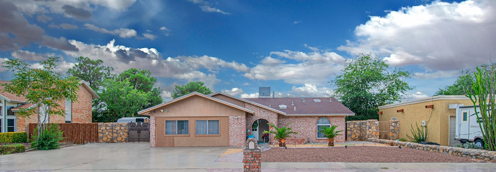 362 Brill Cir, Horizon City, TX 79928 - photo 1