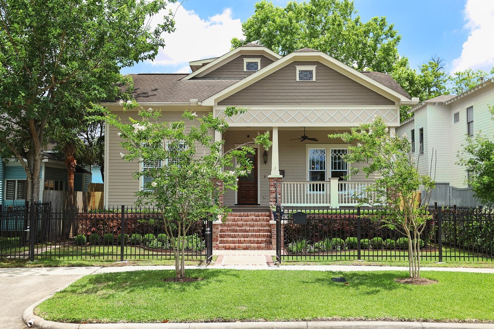 1636 Arlington St, Houston, TX 77008 - photo 1