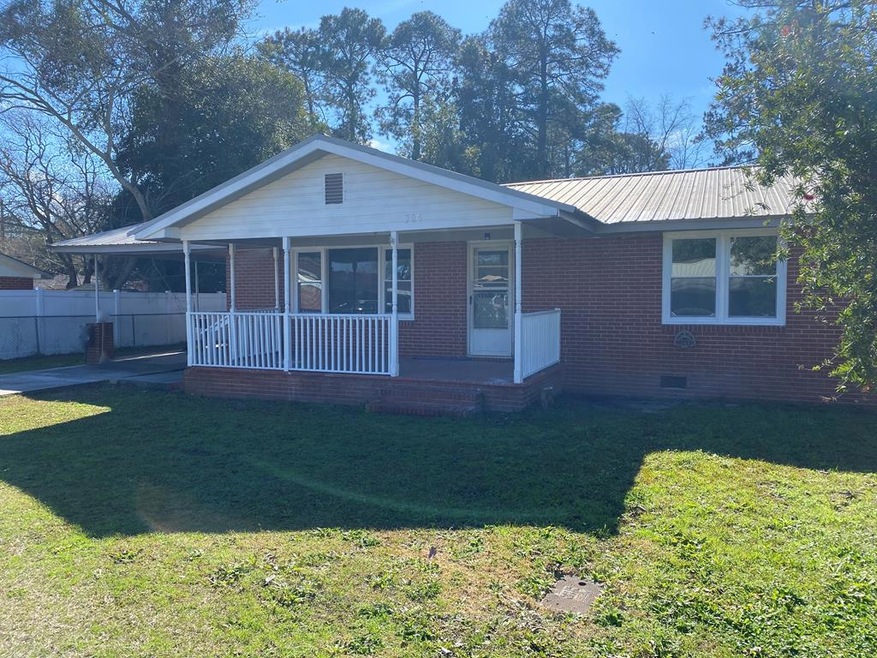 304 James St, Adel, GA 31620 - photo 1