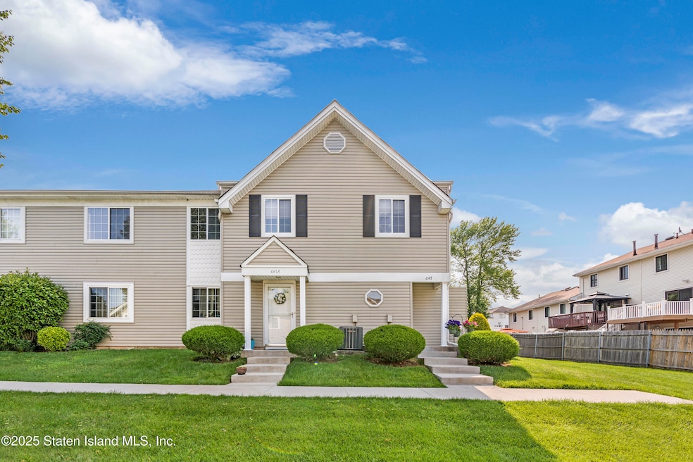 Sold $480,000 • Co-Listing Agent