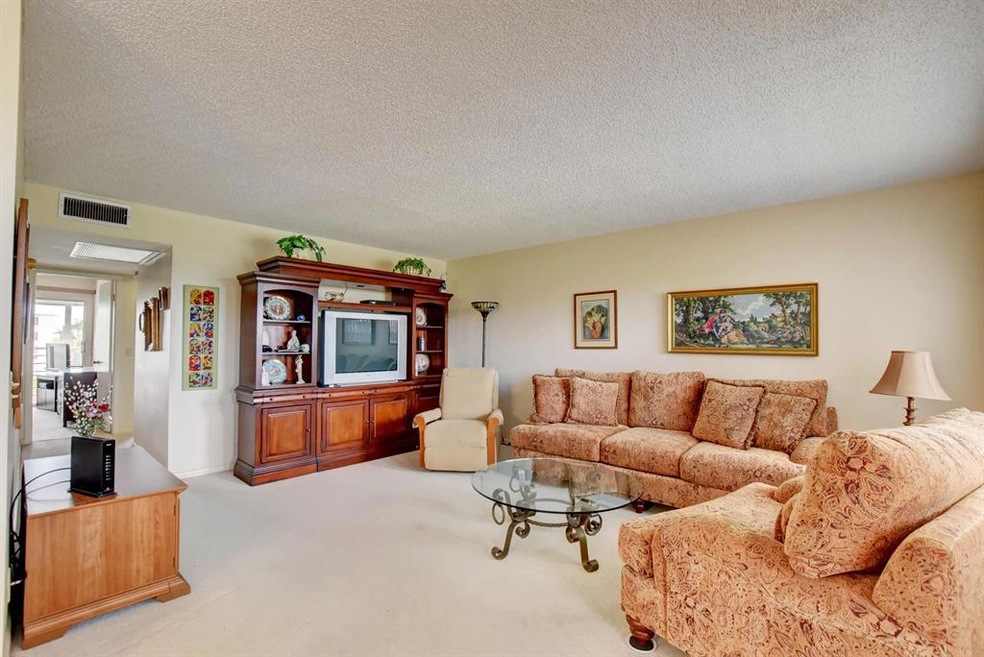 3085 Yarmouth E, Boca Raton, FL 33434 - photo 1