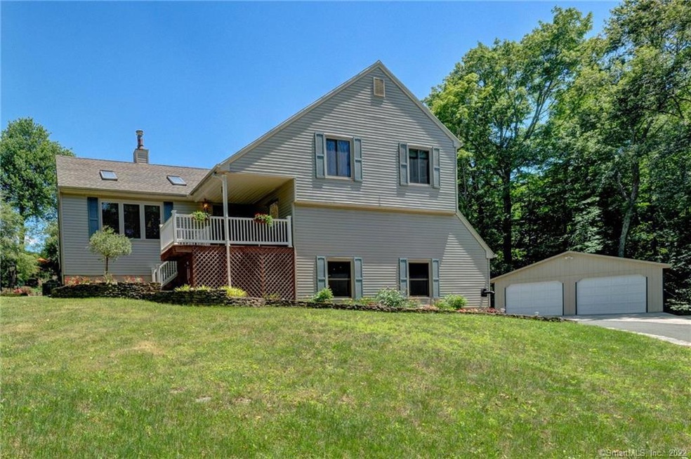 84 Anawan Ave, Middlebury, CT 06762 - photo 1