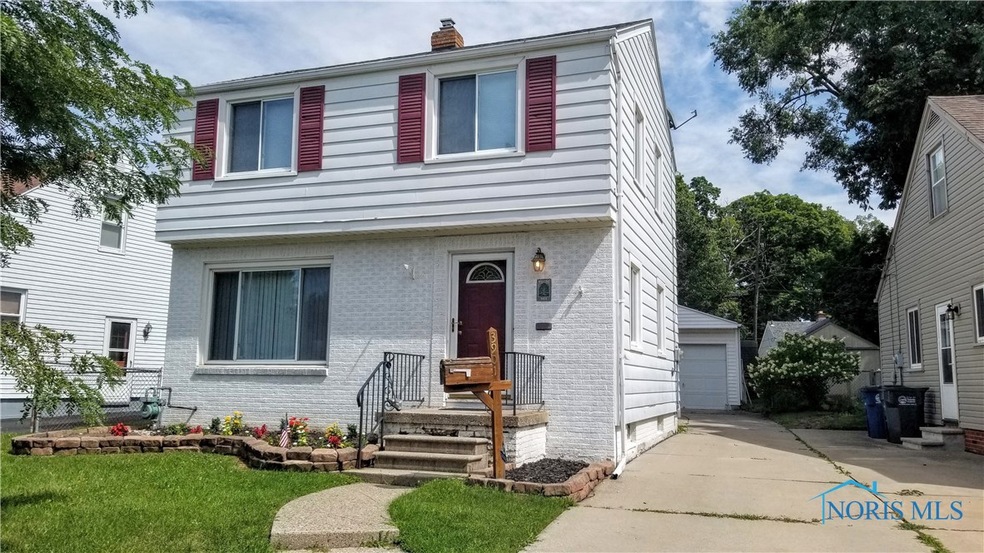 Great curb appeal in a quiet neighborhood.  Check