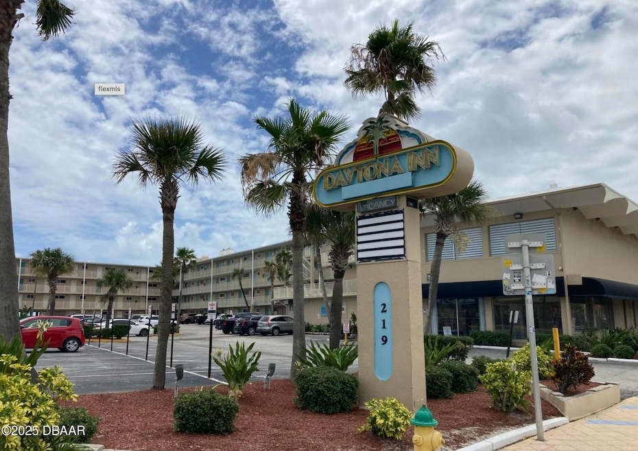 For Sale $169,000 • Co-Listing Agent