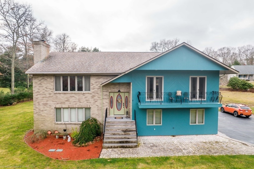 Sold $592,000 • Co-Listing Agent