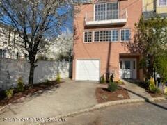 31 Peacock Loop, Staten Island, NY 10309 - photo 1