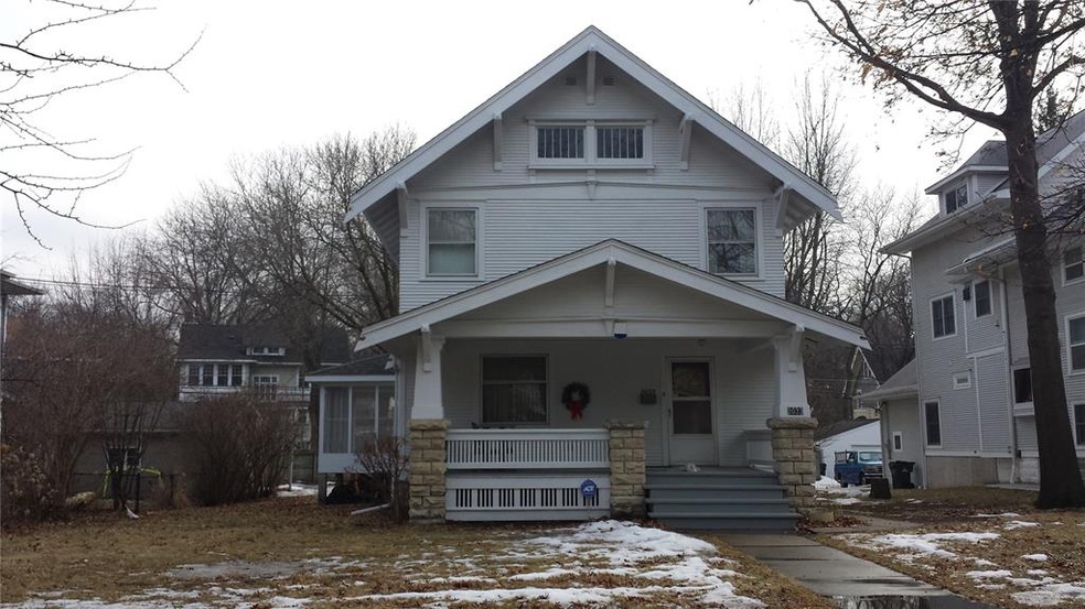 2033 4th Ave SE, Cedar Rapids, IA 52403 - photo 1