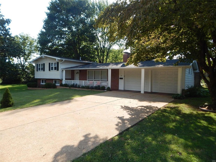 25 Kinley Dr, Farmington, MO 63640 - photo 1