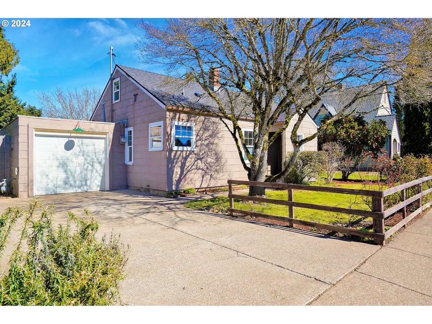 135 SE Alexander Ave, Corvallis, OR 97333 - photo 1