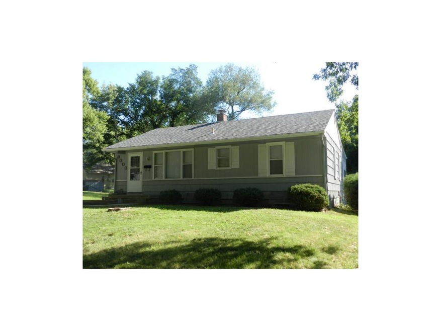 Super cute curb appeal! Roof is less than 4 years 