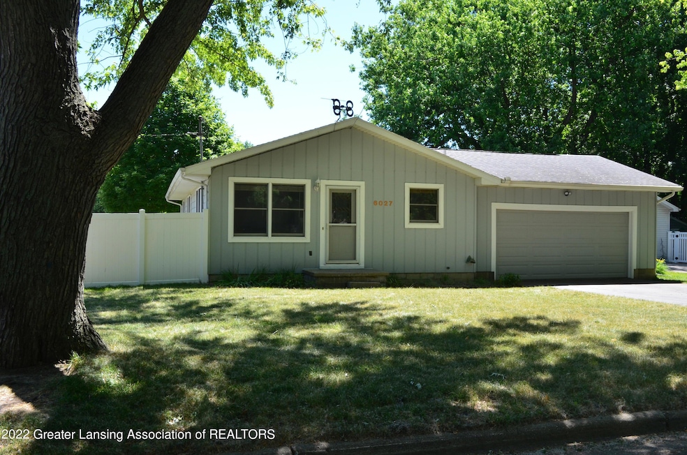 6027 Rolfe Rd, Lansing, MI 48911 - photo 1