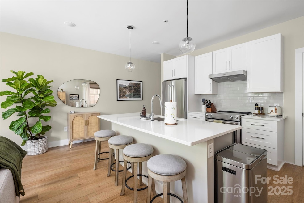 203 Grandin Rd unit 3, Charlotte, NC 28208 - photo 1