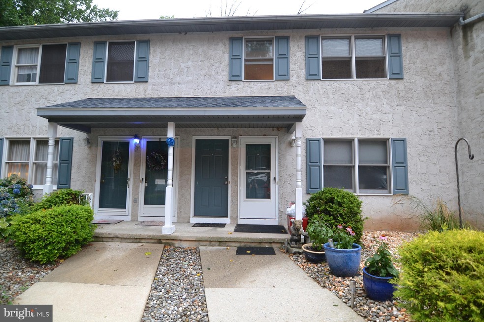 10 Maplewood Ave unit 3B, Mohnton, PA 19540 - photo 1