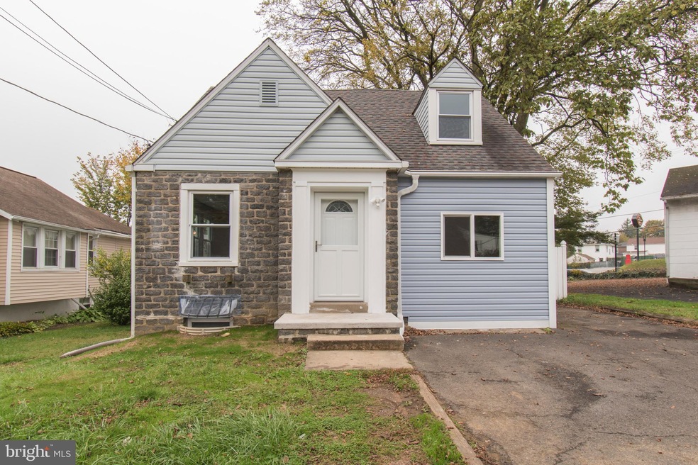 2094 Old Welsh Rd, Abington, PA 19001 - photo 1