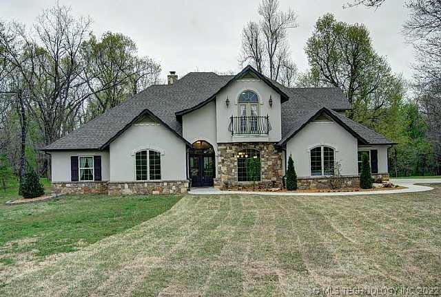 11740 N. 36th W. Ave.