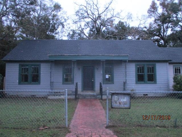 1026 Wisteria St, Bainbridge, GA 39819 - photo 1