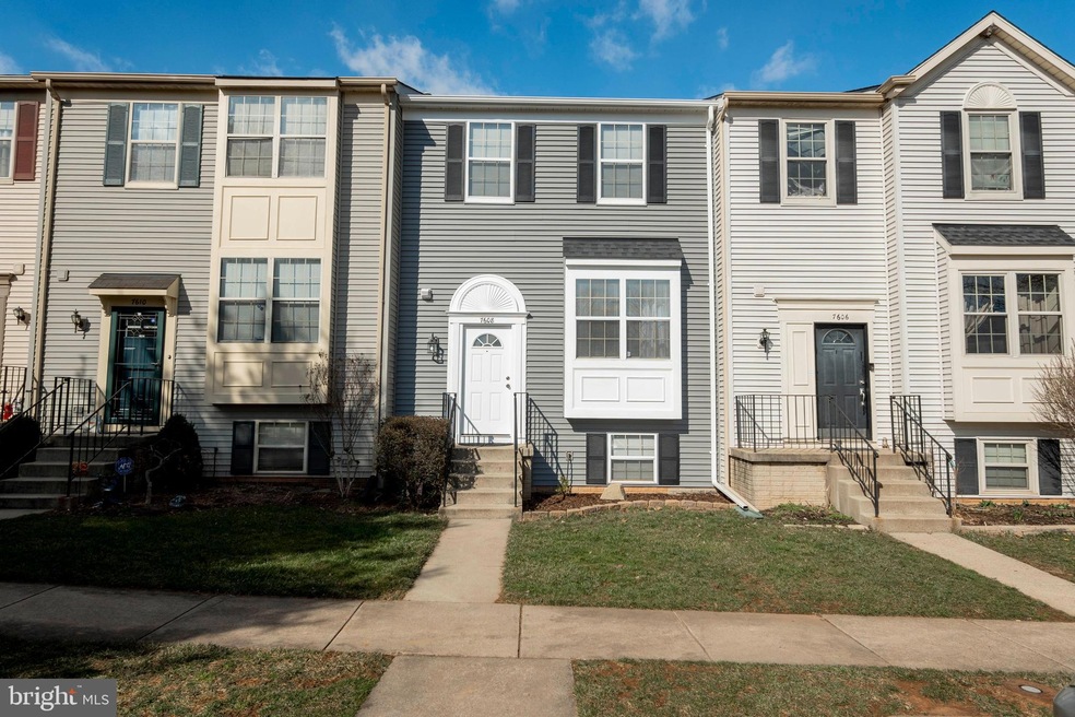 7608 Thurston Ln, Manassas, VA 20111 - photo 1