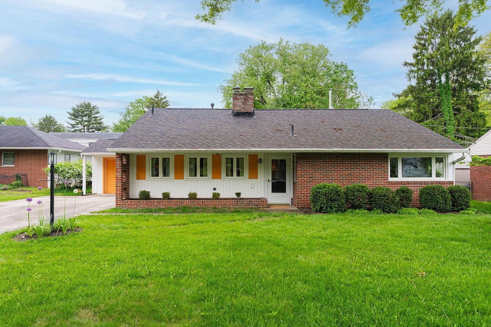 205 Meadowlark Ln, Columbus, OH 43214 - photo 1