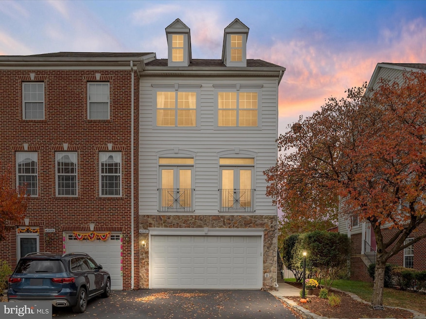42533 Magellan Square, Ashburn, VA 20148 - photo 1