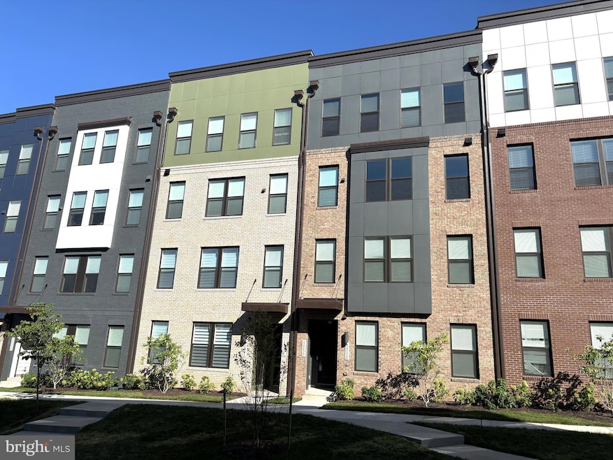 14130 Gypsum Loop, Chantilly, VA 20151 - photo 1