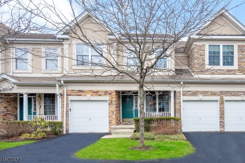 210 Levinberg Ln, Wayne, NJ 07470 - photo 1