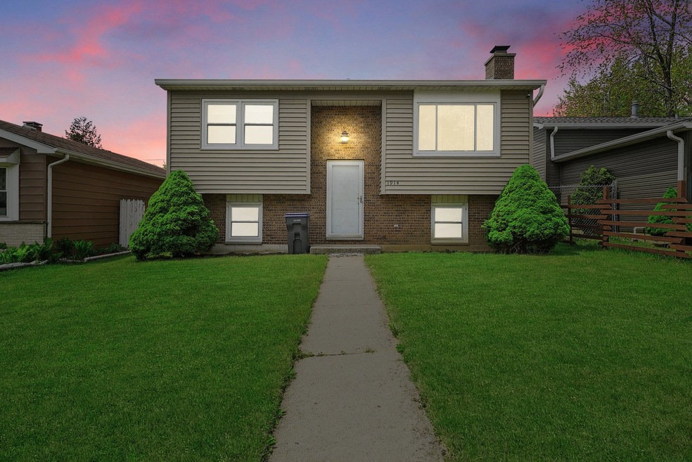 1914 Jethro Ave, Zion, IL 60099 - photo 1