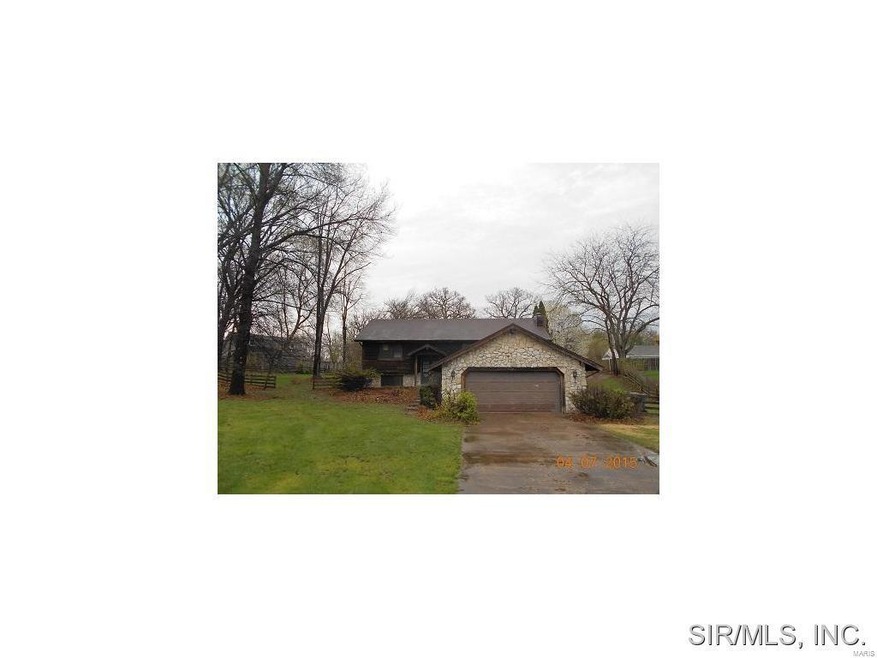 2026 Ravenwood Dr, Collinsville, IL 62234 - photo 1