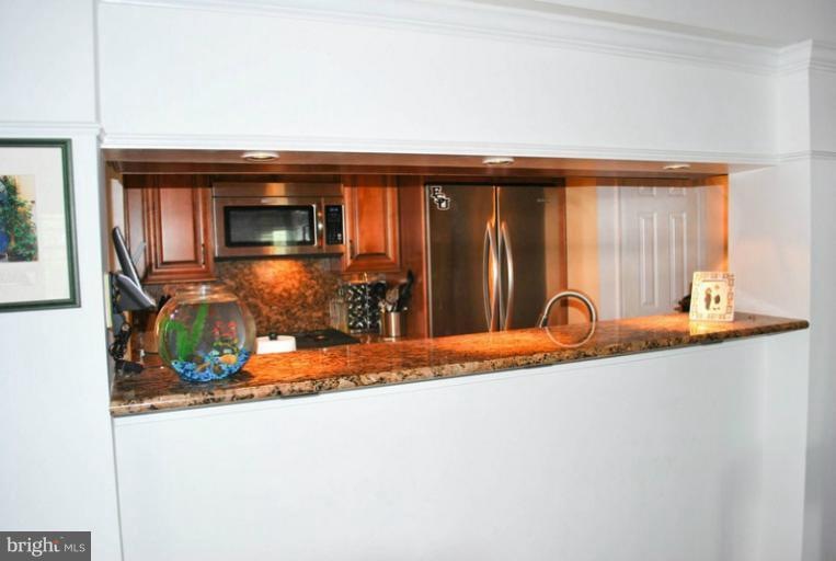 20415 Riverbend Square unit 200, Sterling, VA 20165 - photo 1