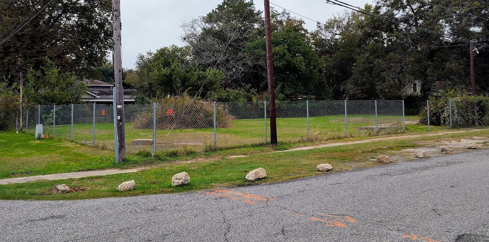 3702 Hage St, Houston, TX 77093 - photo 1